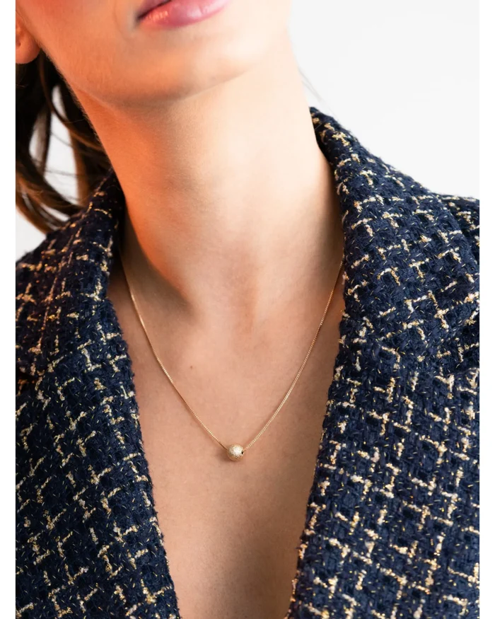 Colar com Bolinha Texturizada folheado em ouro 18k