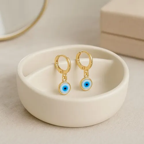 BRINCO ARGOLINHA COM PINGENTE DE OLHO GREGO-Dourado