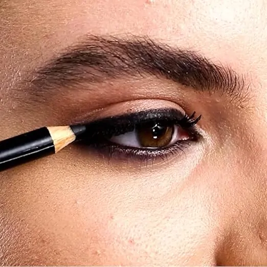 NATURA FACES LAPIS PARA OLHOS PRETO 1,3G