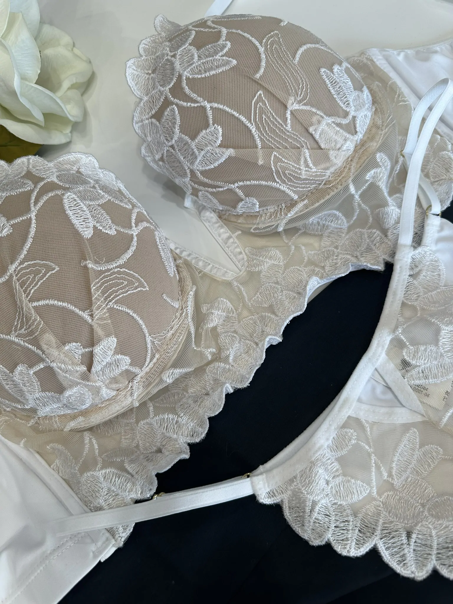 Conjunto Lingerie Luxo com Tule Bordado - Imagem 7